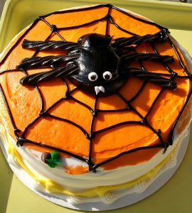 spider Halloween cake